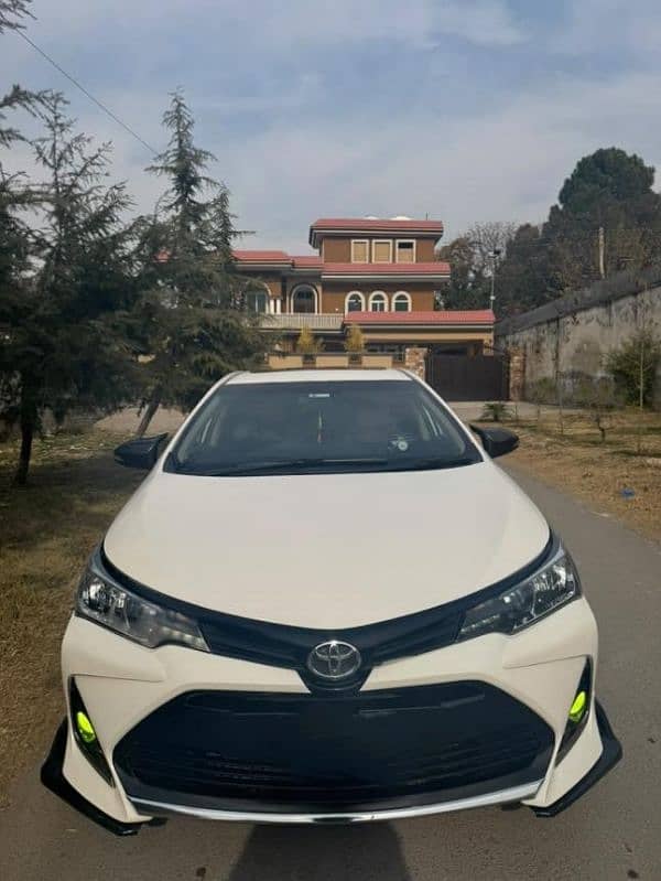 Toyota Altis Grande 2016 0