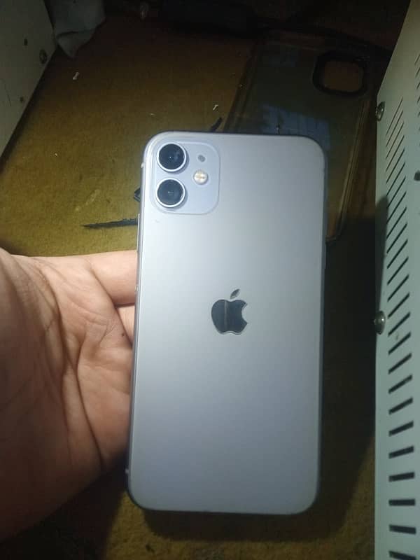 iPhone 11jv 128 GB 1