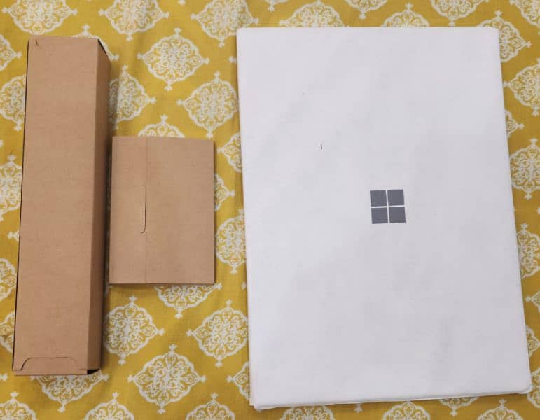 Microsoft Surface Laptop 4 1950 Core i5-11th Gen (New) 0