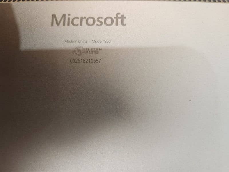 Microsoft Surface Laptop 4 1950 Core i5-11th Gen (New) 3