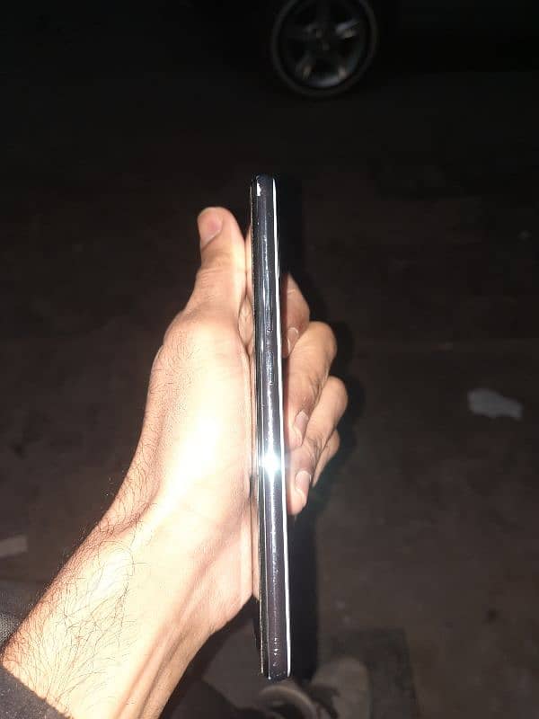 vivo s1  6 gb ram 128 gb memory 2