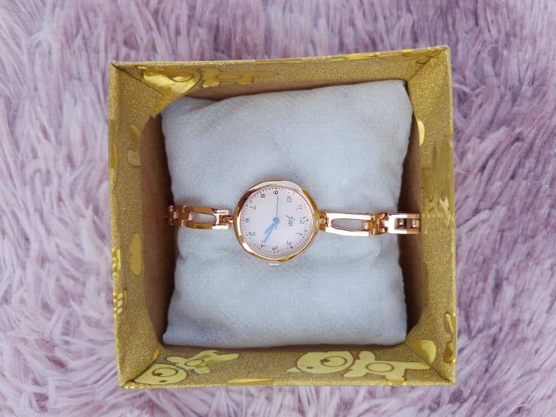 Golden Elegance Ladies Watch 0