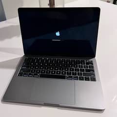 Macbookpro 2017 16/512gb 15inch condition ruf cyles 411 core i7