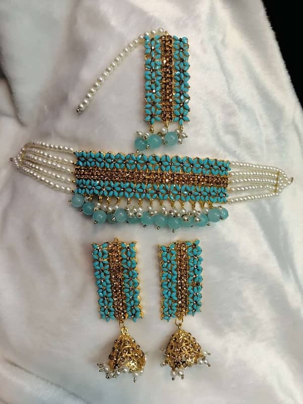 chocker set 5