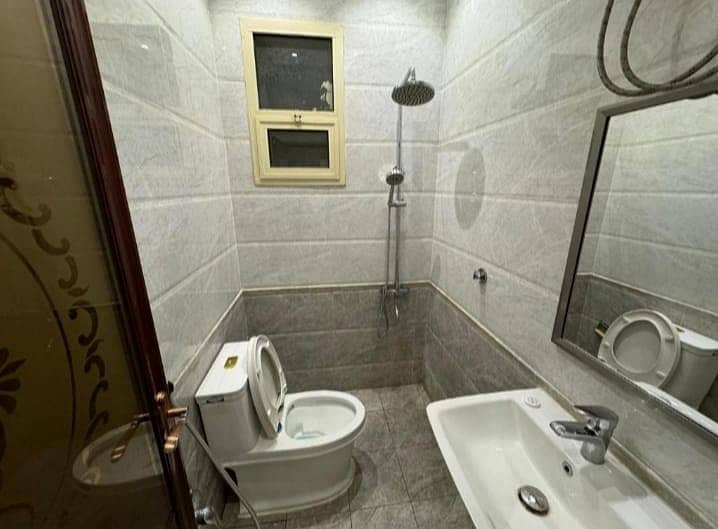 Hotel apartment in bahria town 10