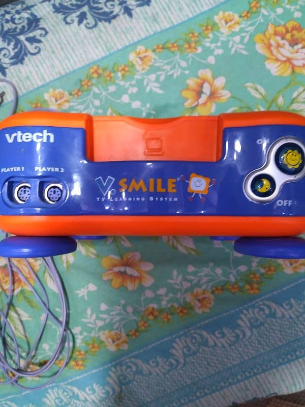 v. smil gaming console 1