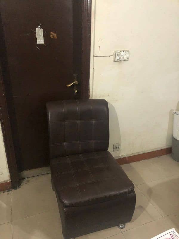 Office Furniture For Sale, Executive Chairs and Tables,sofas 2