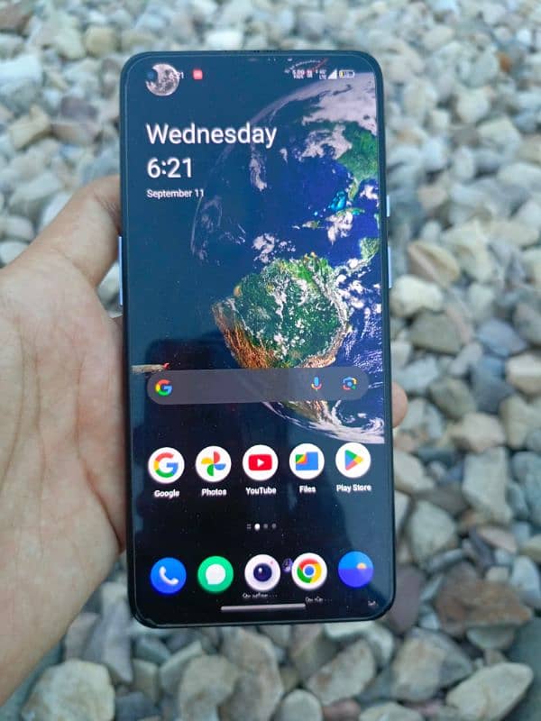 OnePlus 9 5g  Ram:8+8 128 7