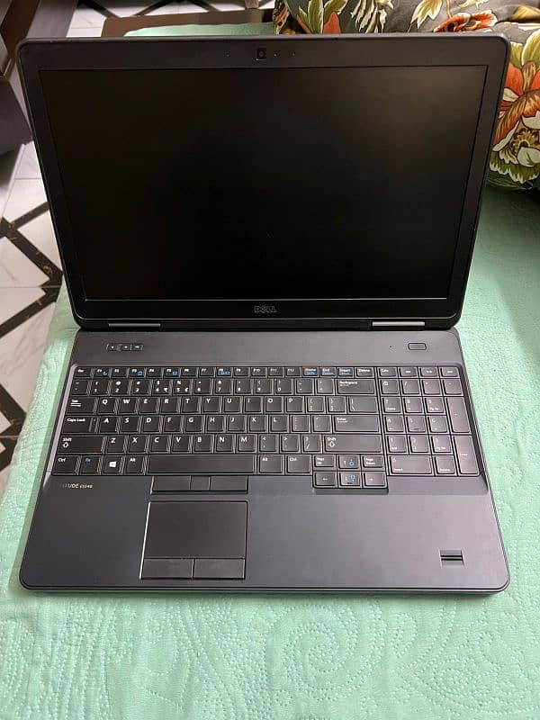 Dell Latitude E5540 i. 5 4th Generation 2