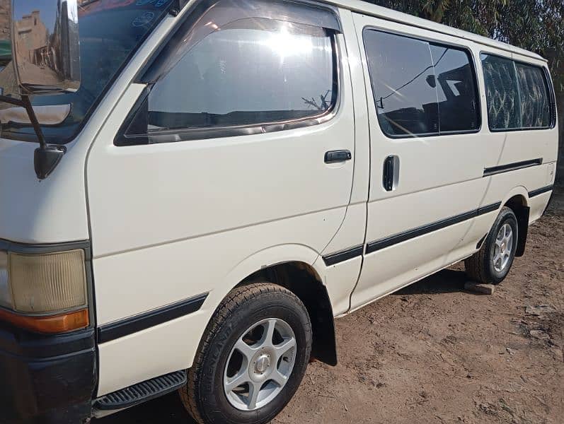 Toyota Hiace 1995 1