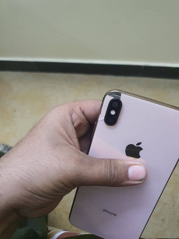 iphone xs max 256 gb non pta factory  unlocked  water packed with box 1