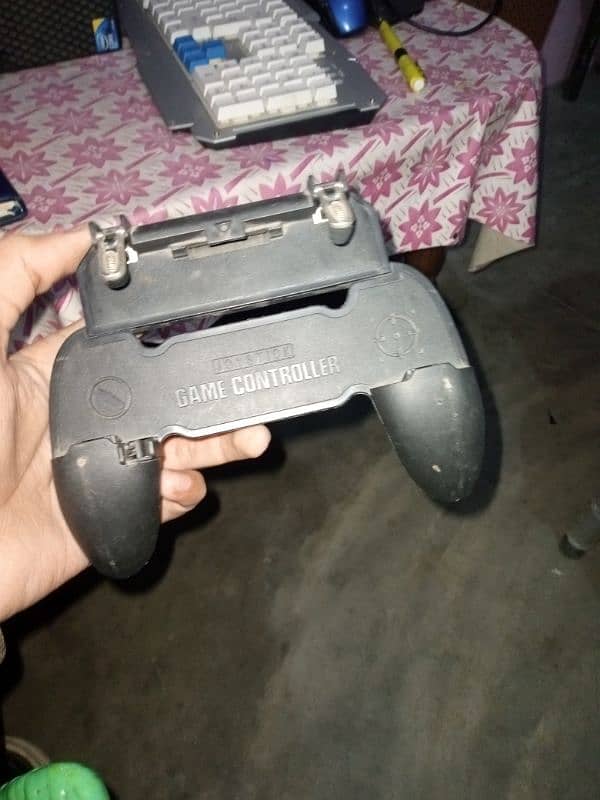 controlar for playing gamey 2