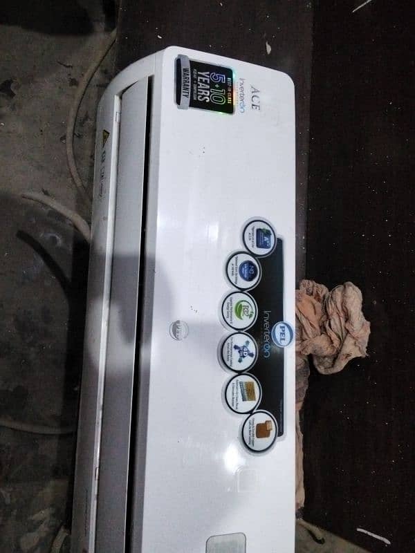 1.5 Ton Inverter AC heat and Cool 3