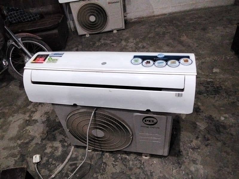 1.5 Ton Inverter AC heat and Cool 4