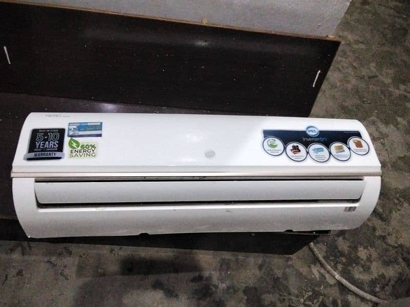 1.5 Ton Inverter AC heat and Cool 6