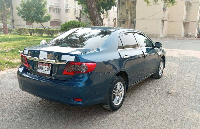 Toyota Corolla GLI 2012 4