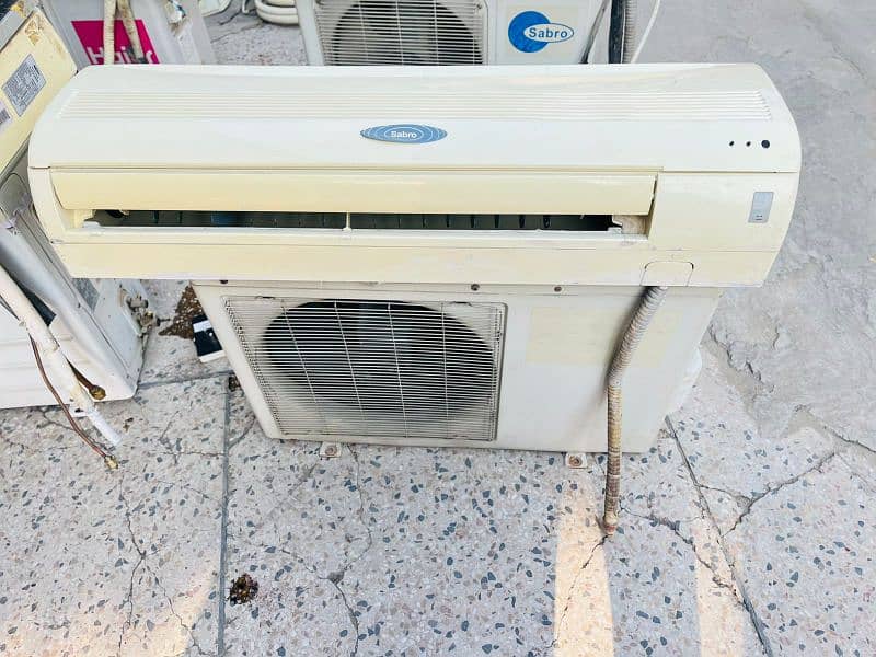 Split AC 1.5 ton sadda AC Laal pipe R22 gas 6