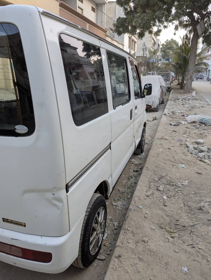 Daihatsu Hijet 2011 11