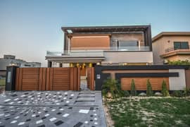 1 Kanal Brand New Modern Bungalow For Sale DHA Phase 7