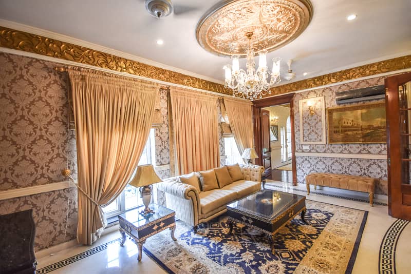 01 KANAL ROYAL PALACE FOR SALE IN DHA PHASE 7 NEAR RAYA GOLF CLUB 22