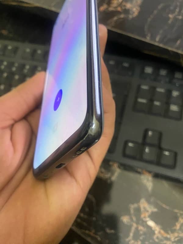 Realme GT MASTER 8/256 5