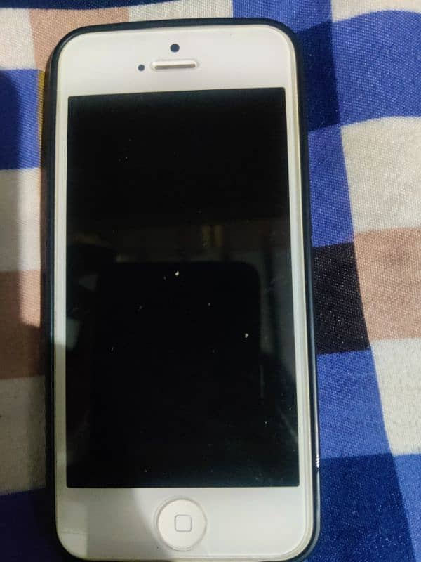 Iphone 5 16 gb Lush condition Non Pta Only WhatsApp 6