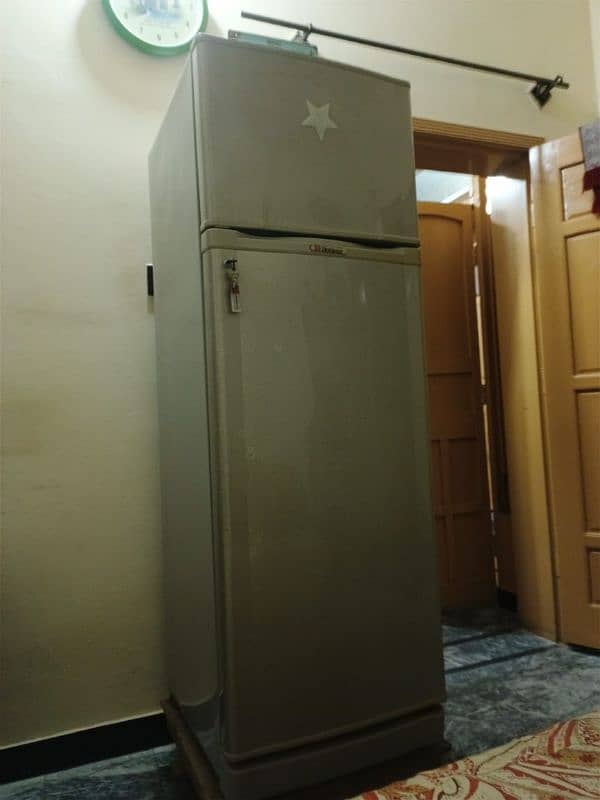 Dawlance Medium Size Refrigerator available. 7