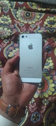 Iphone 5  sim utha Rahi hai Sirf non pta