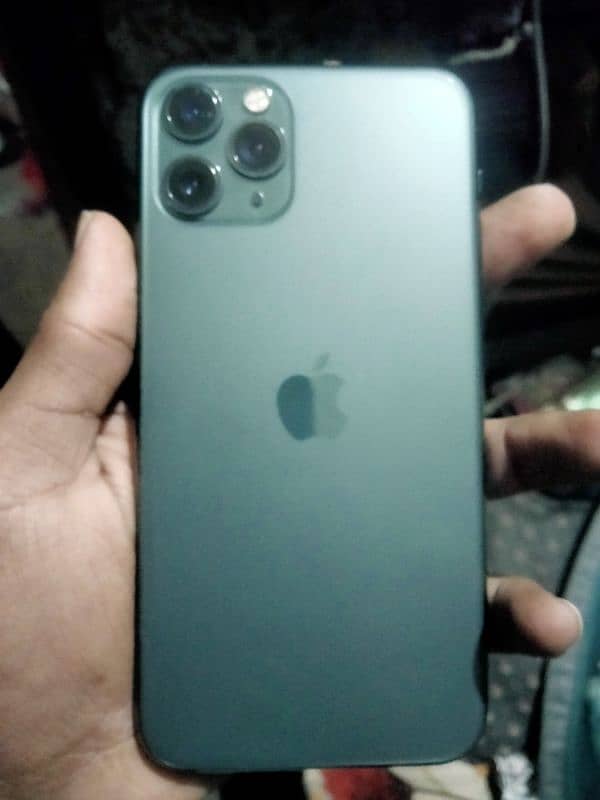 iphone 11 pro factory unlocked just basement issues 0