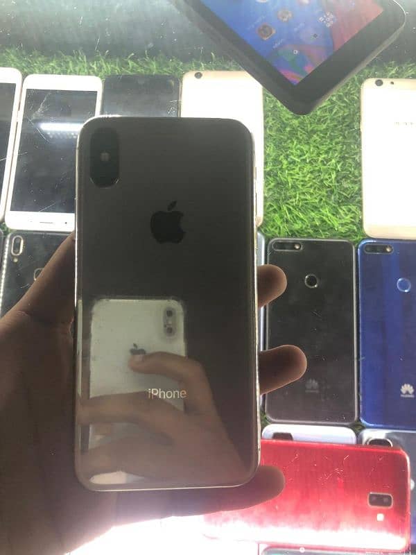 I phone x 64 gb pta approved with box and charger 5