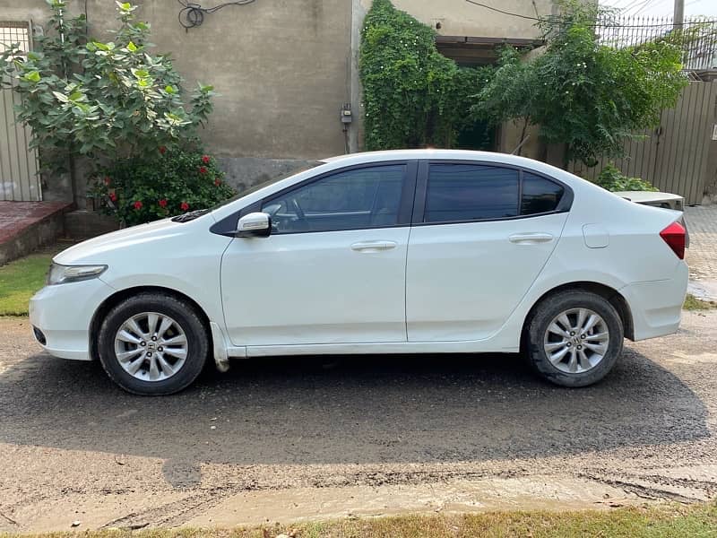 Honda City Aspire 2015 4