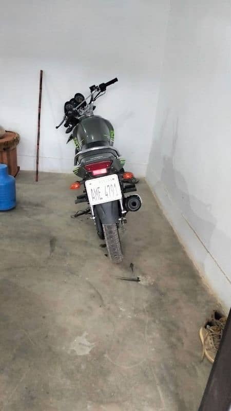 YAHMA YBG 125 CC 1