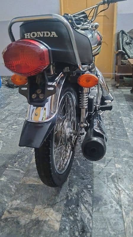 Honda 125 17