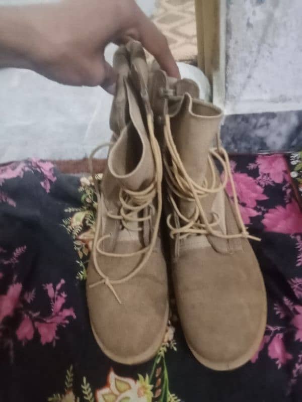 combat. shoes for sale reason price 1