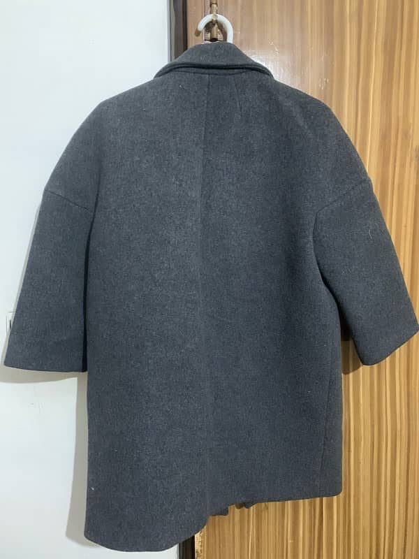 Warm & Stylish Grey Overcoat 1