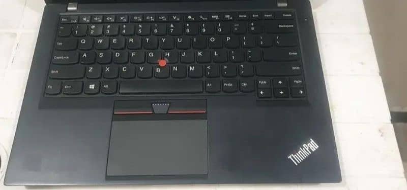 Lenovo ThinkPad-T460s, i5, 6th Gen, 8/256 1