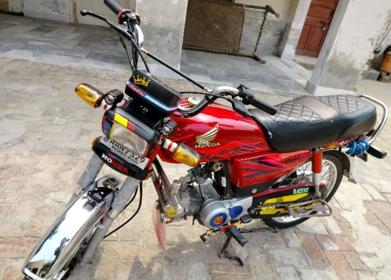 Honda 70 CD urgent sale 2