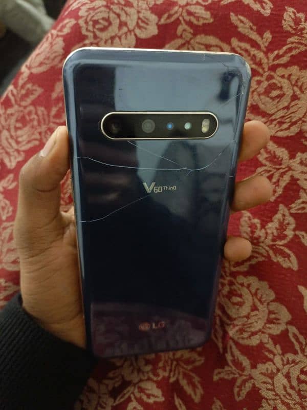 LG v60 8/128 urgent sale 3