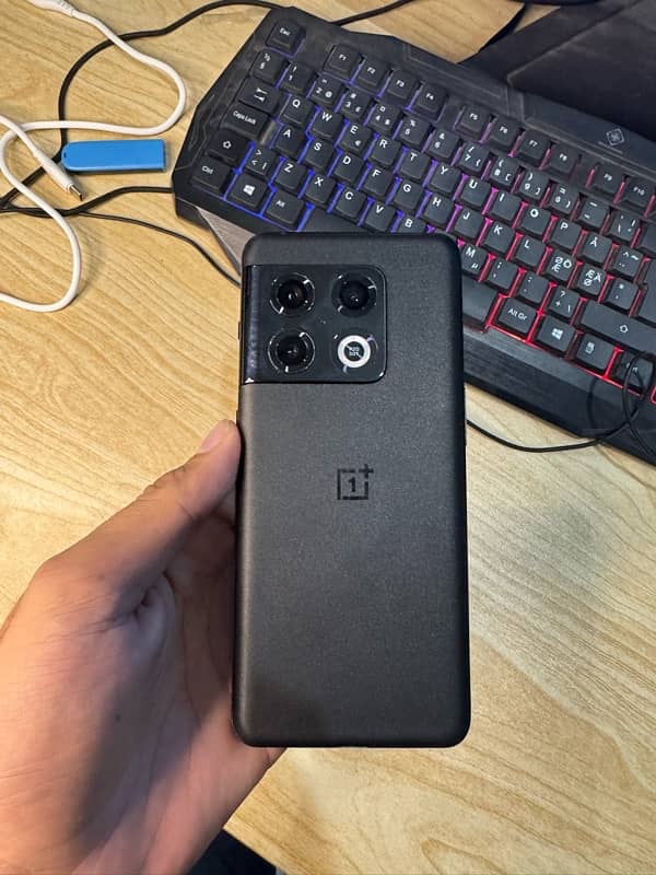 Oneplus 10 pro 1