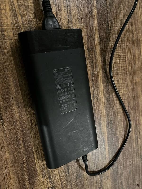 Hp Pavilion gaming laptop charger 230 watt 3