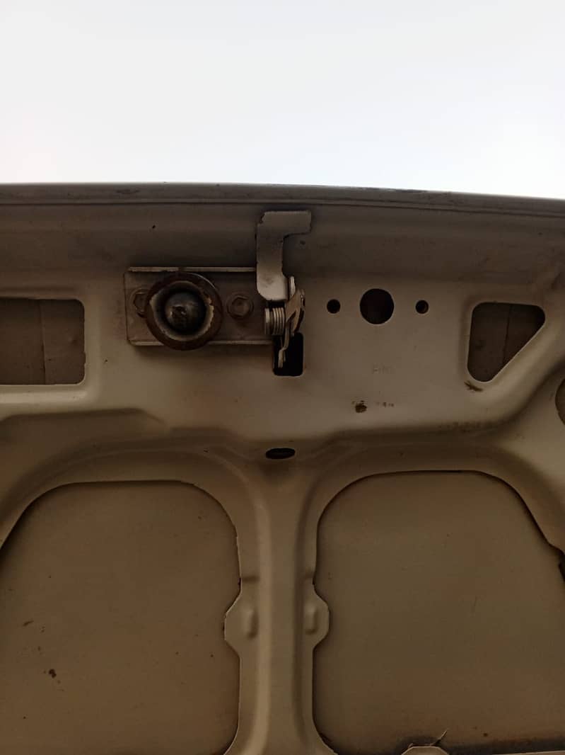 Suzuki Mehran powerful engine v. i. p interior body like new tyre good 13