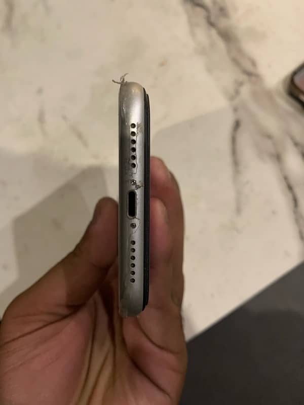 Iphone 11 64 gb Non pta 7