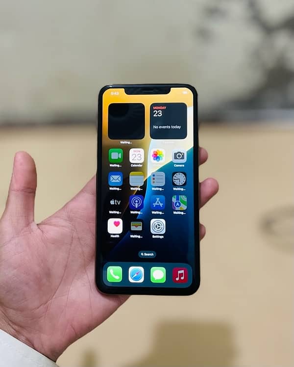 IPhone 11 Pro Max Not PTA 256gb 6