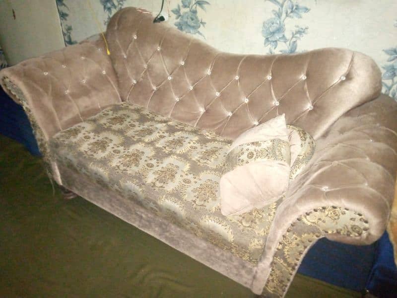 7 Seater Sofa 3