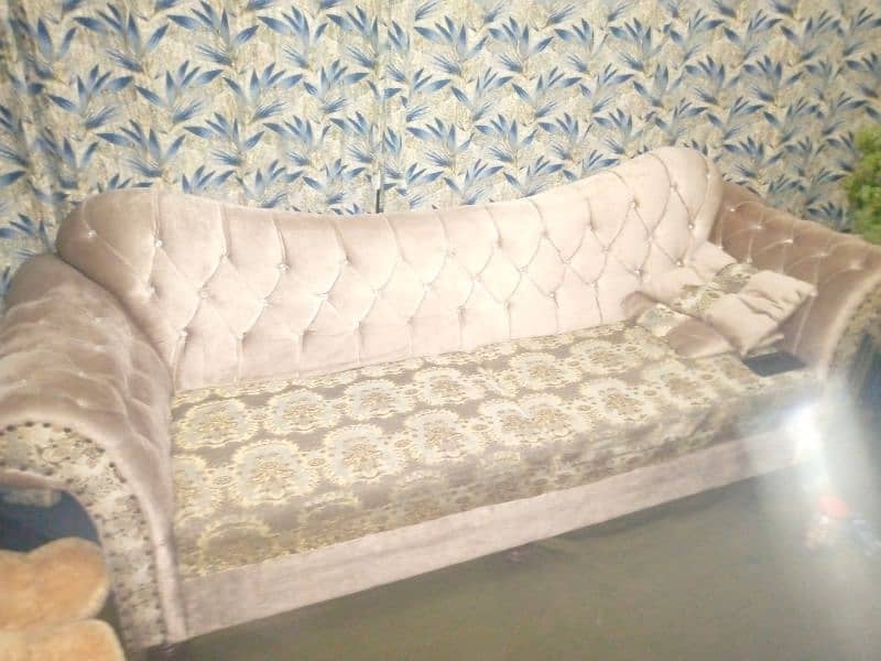 7 Seater Sofa 4