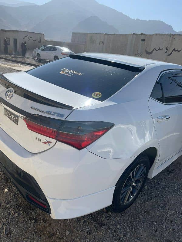 Toyota Altis Grande 2018 8