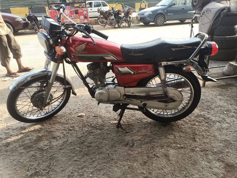 Honda Cg 125 2007 Karachi number 1