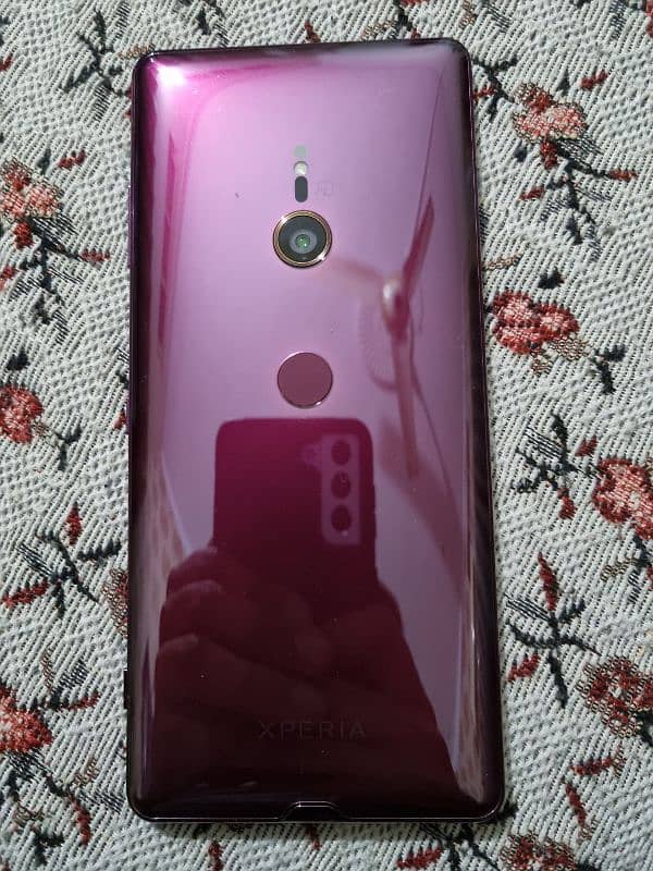 Sony Xperia XZ3 0