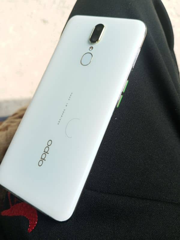 OPPO F11  WITH BOX 3