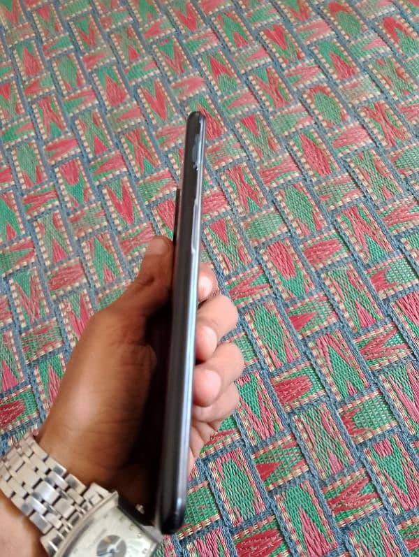 I'm Selling For Oneplus N N100 4Gb/64 4